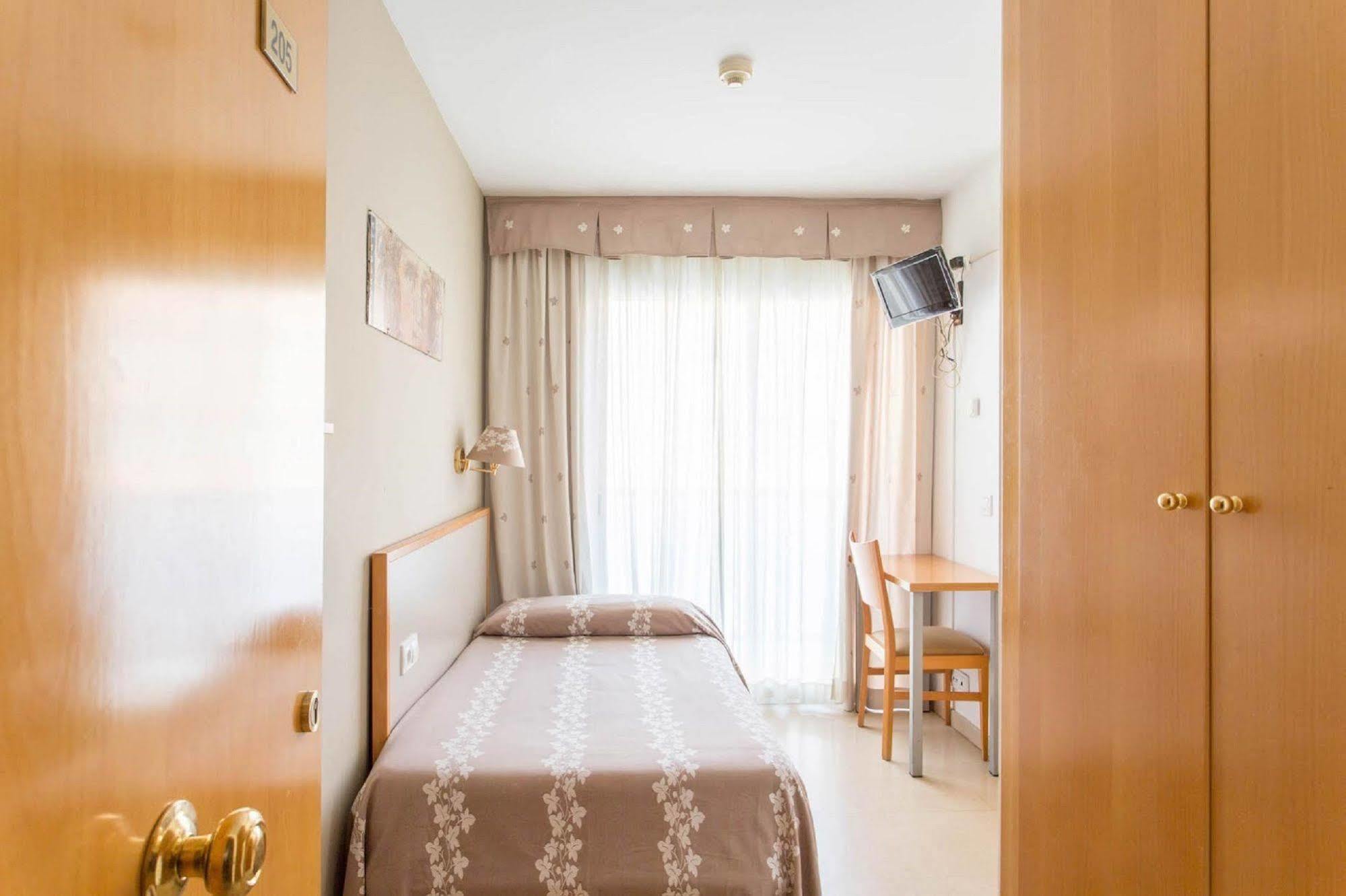 Hotel Cosmos Tarragona Dış mekan fotoğraf