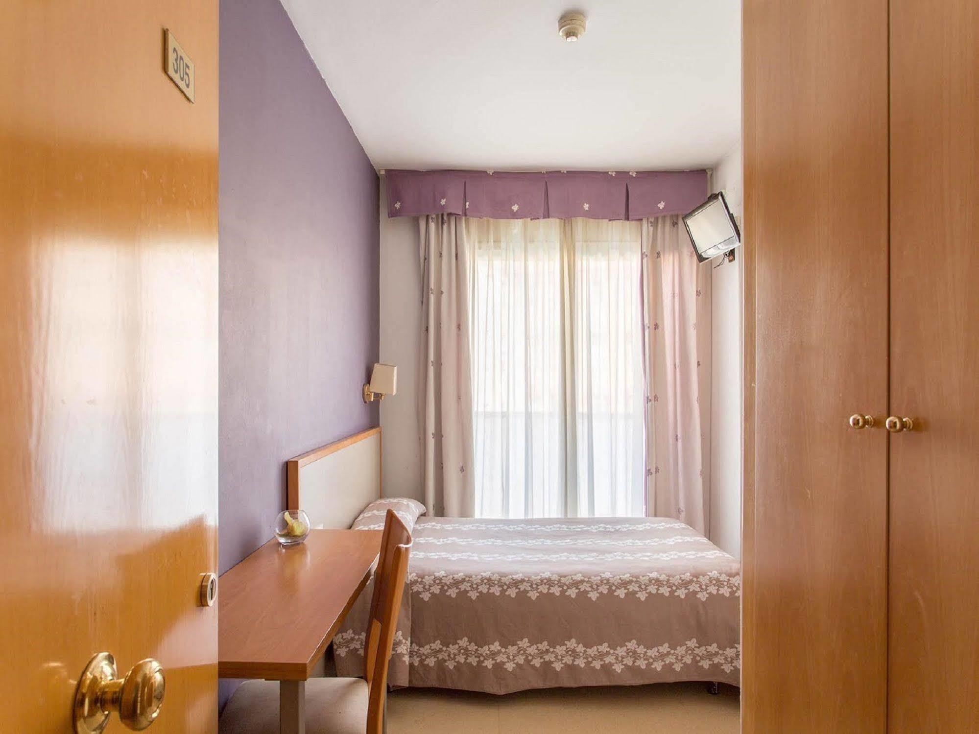 Hotel Cosmos Tarragona Dış mekan fotoğraf