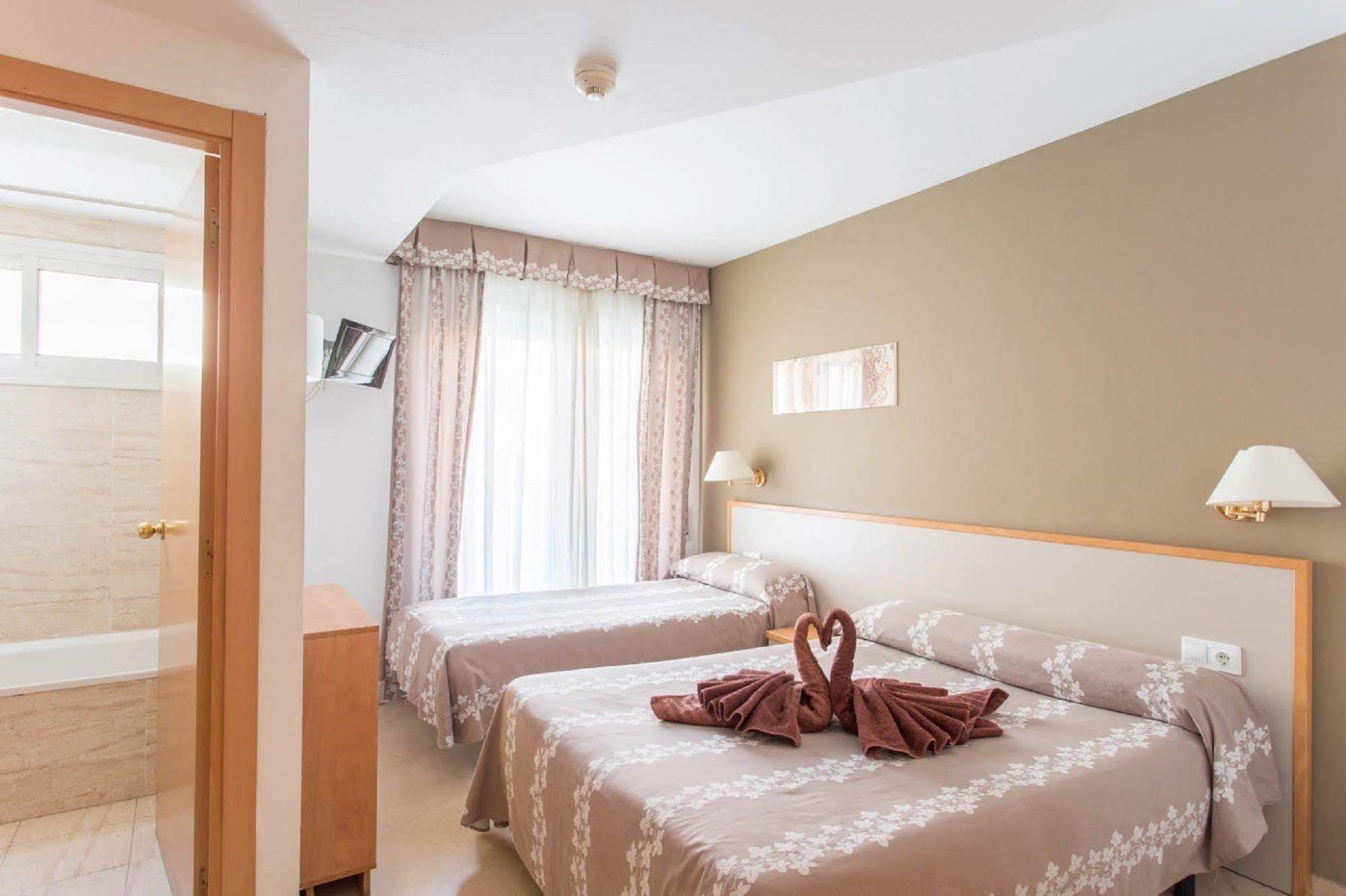 Hotel Cosmos Tarragona Dış mekan fotoğraf